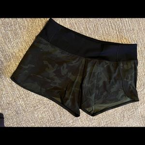 Lululemon Run Times Shorts 4” Camo